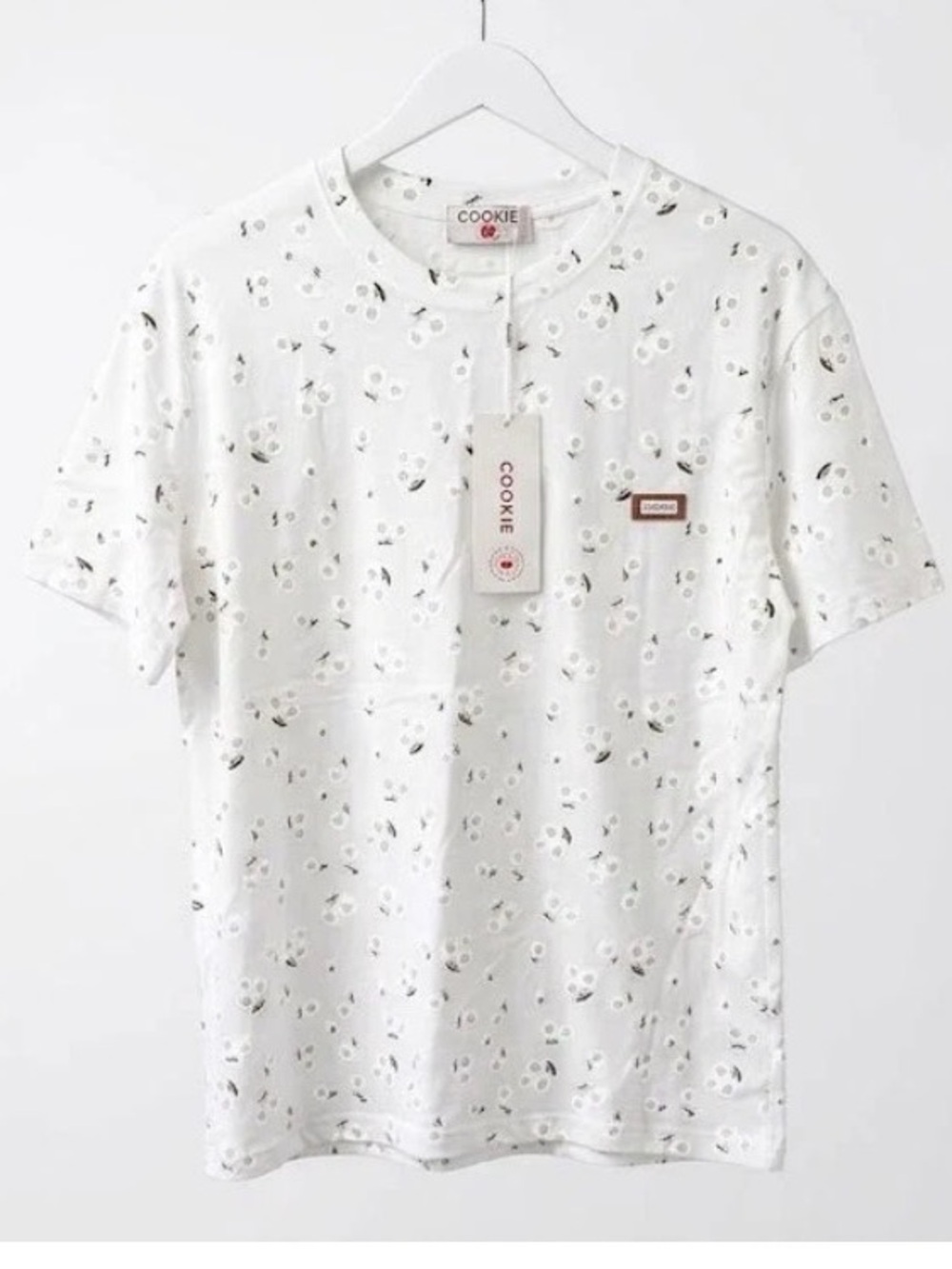 Cookie Women's White Floral Short Sleeve Tee